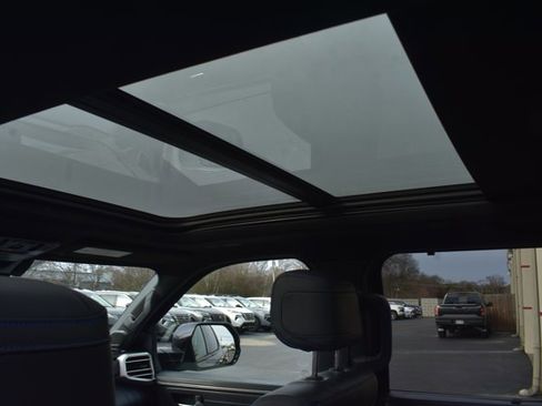 Used 2023 Toyota Tundra Platinum image 18