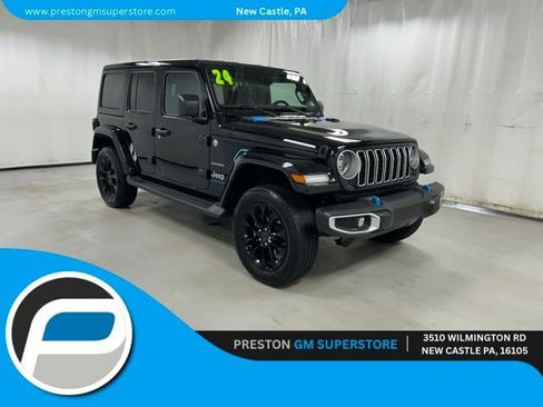 Used 2024 Jeep Wrangler Unlimited Sahara w/ Technology Group image 1