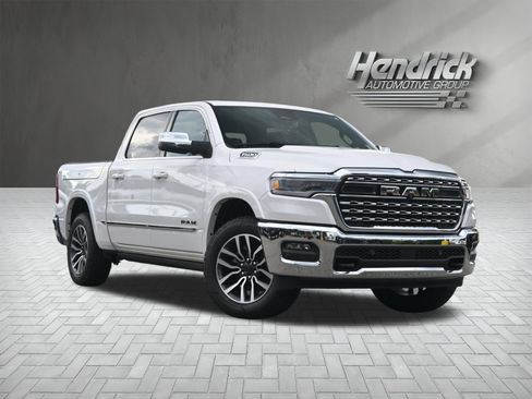 Used 2025 RAM 1500 Limited AWD/4WD image 2