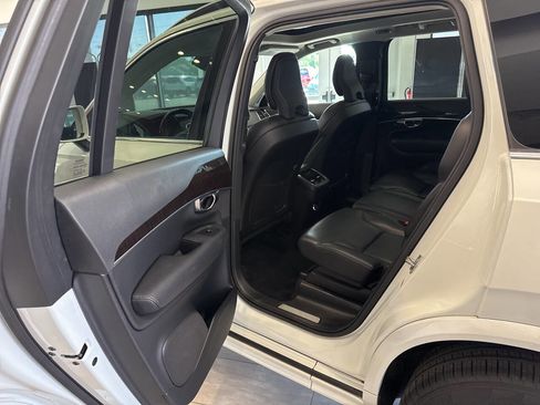 Used 2019 Volvo XC90 T6 Momentum w/ Advanced Package AWD/4WD image 25