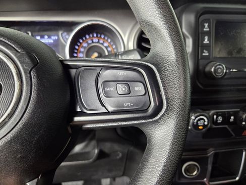 Certified 2019 Jeep Wrangler Unlimited Sport image 18