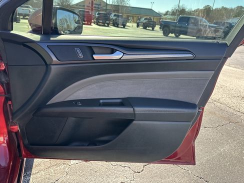 Used 2017 Ford Fusion Sport image 15