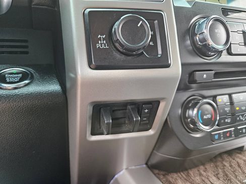 Used 2018 Ford F250 Lariat w/ Lariat Ultimate Package AWD/4WD image 54