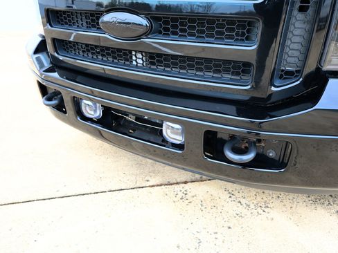 Used 2003 Ford F350 XLT image 29