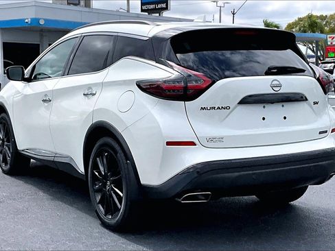 Used 2023 Nissan Murano SV w/ SV Midnight Edition Package FWD image 3