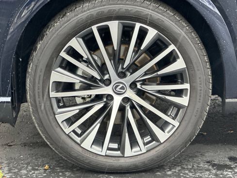 Certified 2024 Lexus RX 350 w/ Convenience Package image 35