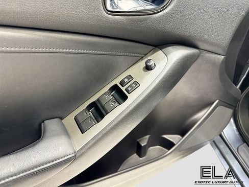 Used 2012 Nissan Altima 3.5 SR w/ Sport Pkg image 19