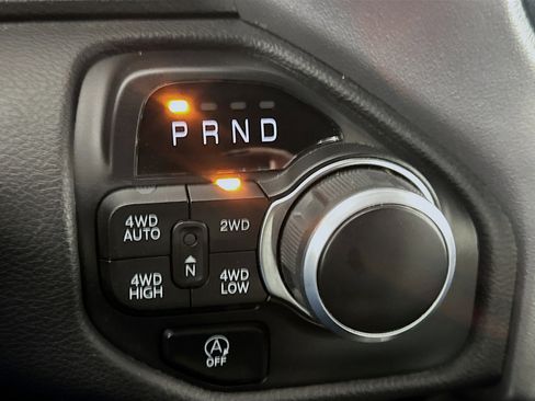 Used 2024 RAM 1500 Big Horn image 25