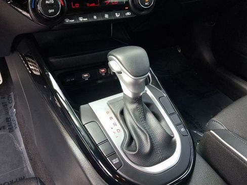 Used 2024 Kia Forte GT-Line FWD image 21