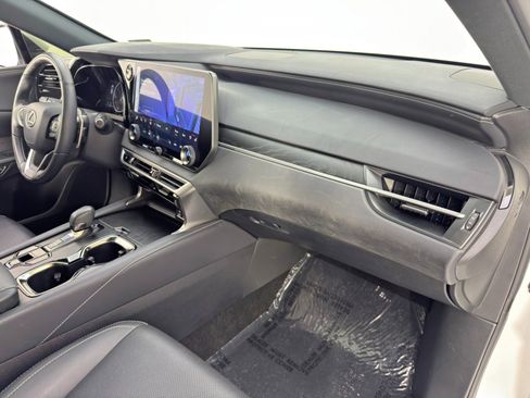 Used 2024 Lexus RX 350 Premium w/ Accessory Package (Z1) image 15