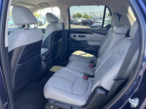 Used 2023 Honda Pilot EX-L image 21
