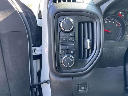 Used 2020 Chevrolet Silverado 1500 Custom w/ Custom Convenience Package image 13