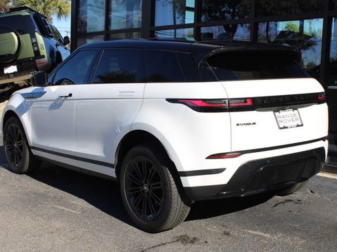 Used 2024 Land Rover Range Rover Evoque S image 9