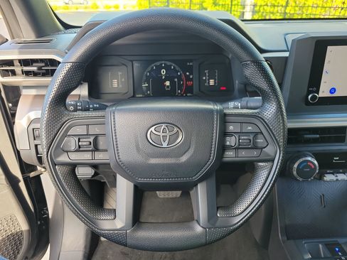 Used 2024 Toyota Tacoma SR5 AWD/4WD image 29