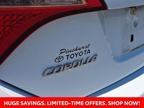 Used 2017 Toyota Corolla L FWD image 25