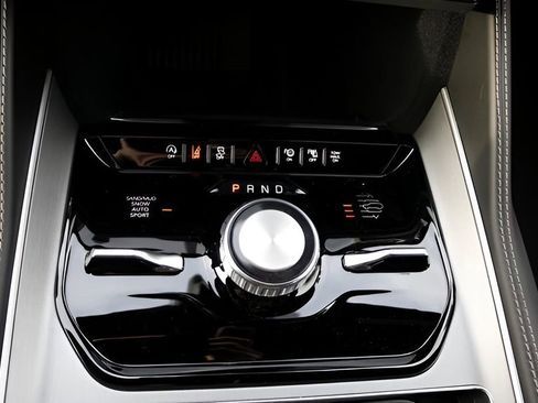 New 2026 Jeep Grand Wagoneer Limited AWD/4WD image 28