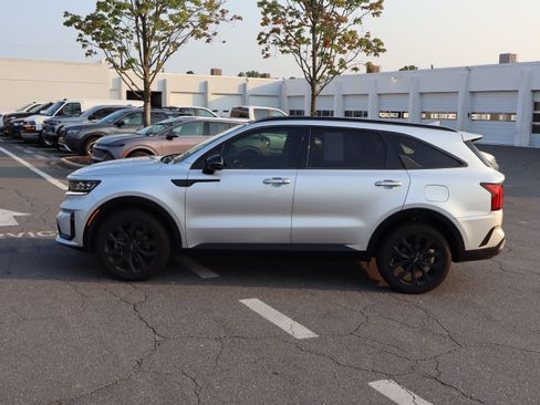 Used 2022 Kia Sorento SX AWD/4WD image 18