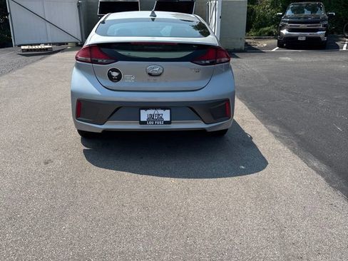 Used 2021 Hyundai Ioniq Blue FWD image 6
