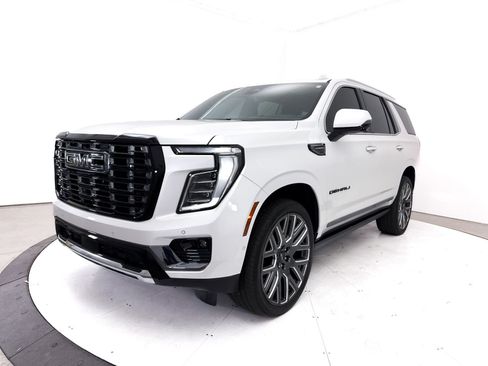 Used 2025 GMC Yukon Denali Ultimate AWD/4WD image 30