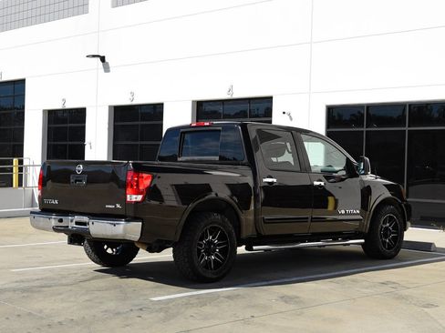 Used 2015 Nissan Titan SL w/ SL Max Utility Package image 9
