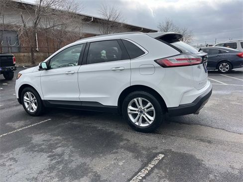 Used 2020 Ford Edge SEL image 6