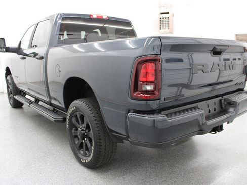Used 2025 RAM 2500 Big Horn AWD/4WD image 6