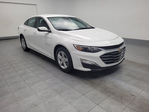 Used 2025 Chevrolet Malibu LS FWD image 13