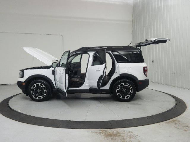 Used 2021 Ford Bronco Sport Outer Banks AWD/4WD image 13