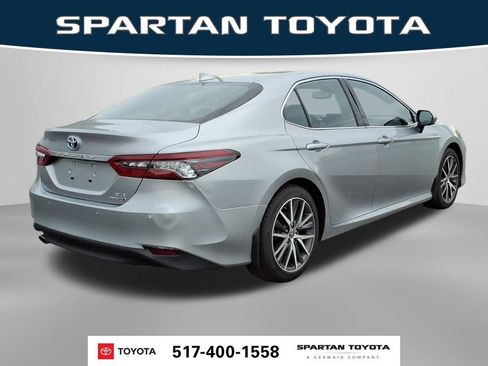 Used 2023 Toyota Camry XLE w/ Navigation Package FWD image 6
