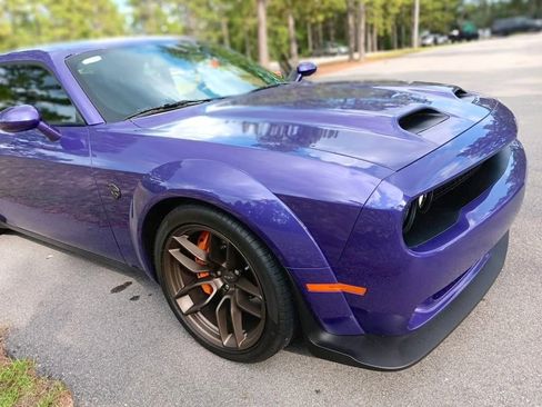 Used 2023 Dodge Challenger SRT Hellcat image 2