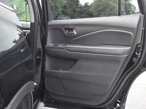 Used 2018 Honda Pilot EX-L image 11