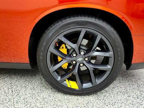 Used 2021 Dodge Challenger R/T w/ Blacktop Package RWD image 9