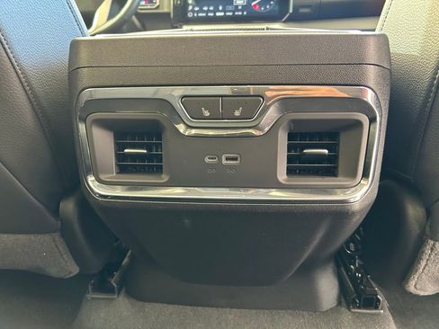 Used 2024 GMC Sierra 1500 Denali w/ Denali Reserve Package image 19