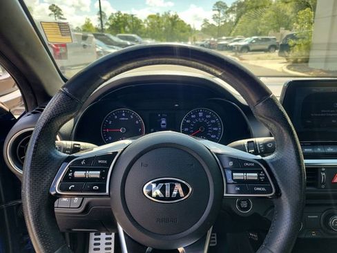 Used 2020 Kia Forte GT-Line w/ GT-Line Premium Package FWD image 18