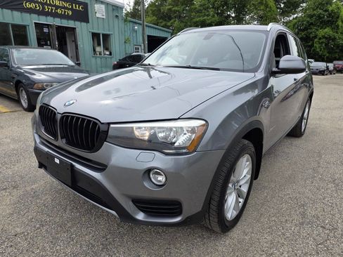 Used 2017 BMW X3 xDrive28i AWD/4WD image 4