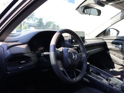 Certified 2023 Honda Accord EX image 9