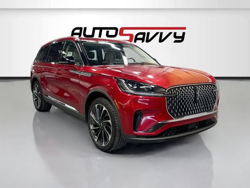 Used 2025 Lincoln Aviator Reserve w/ Equipment Group 201A AWD/4WD image 1