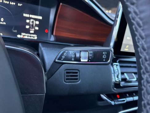 Used 2021 Lincoln Navigator Reserve image 36