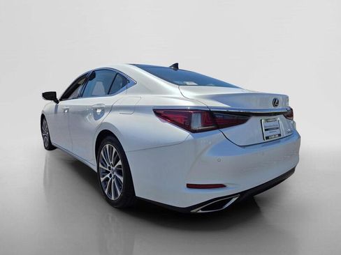 Used 2019 Lexus ES 350 w/ Premium Package FWD image 3