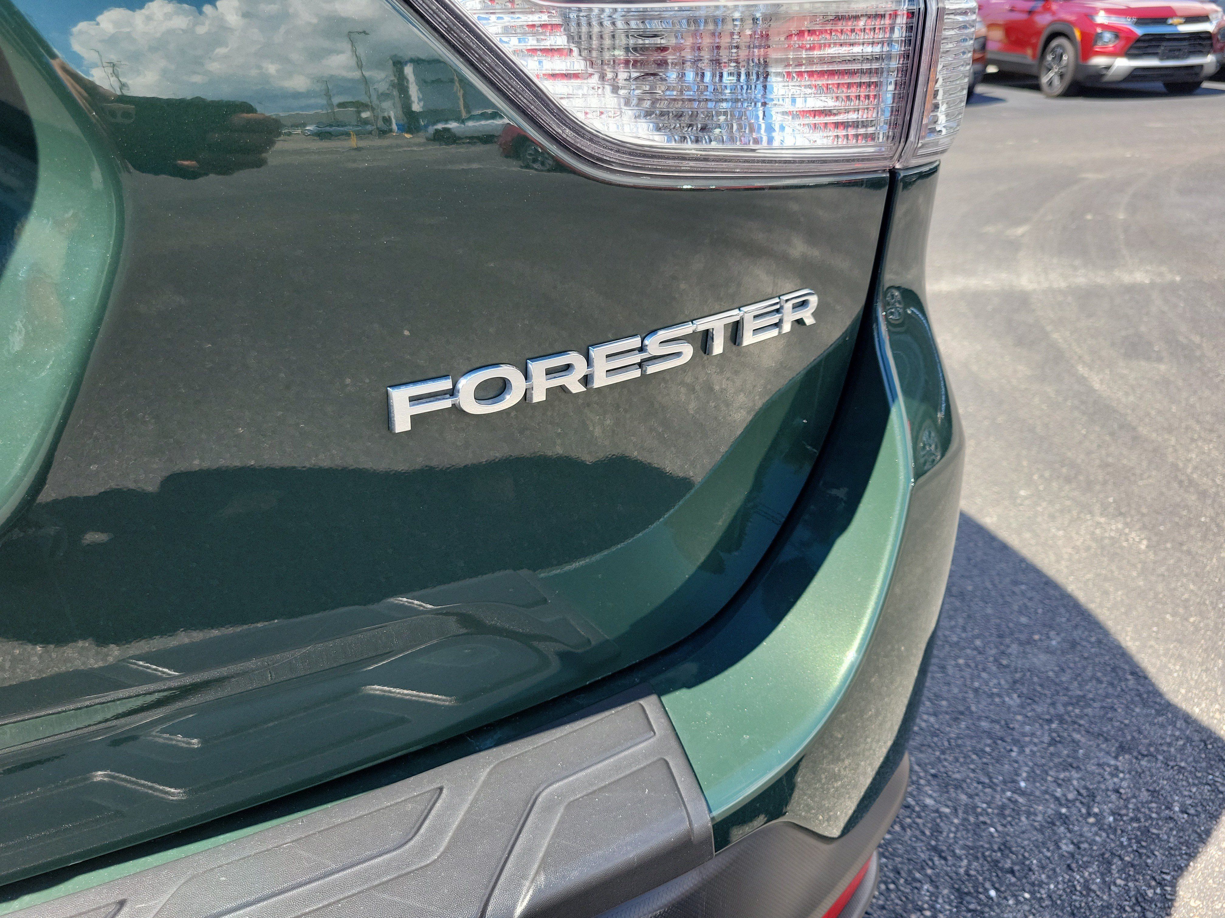 Certified 2024 Subaru Forester Premium AWD/4WD image 10