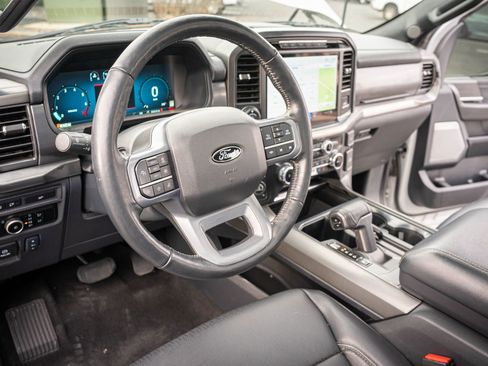 Used 2024 Ford F150 Lariat image 4