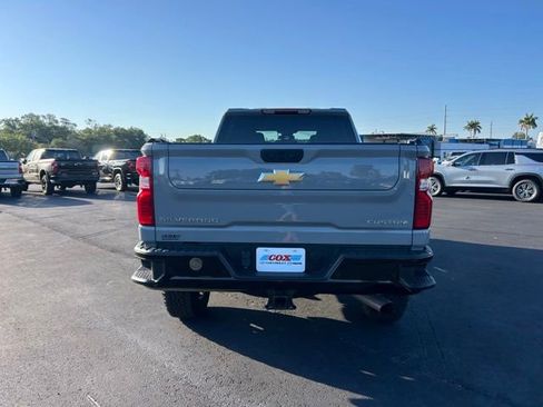 Used 2024 Chevrolet Silverado 2500 Custom w/ Custom Value Package AWD/4WD image 5