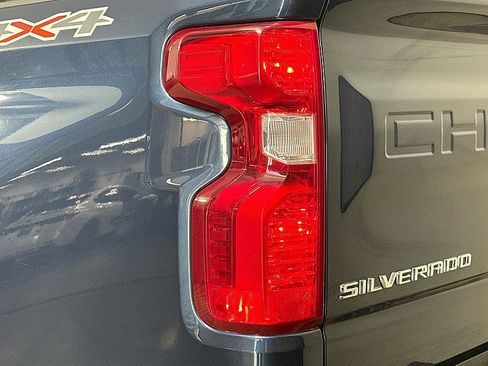 Used 2019 Chevrolet Silverado 1500 LT w/ All-Star Edition AWD/4WD image 22