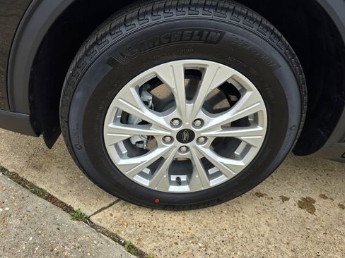 New 2026 Ford Escape Active FWD image 10