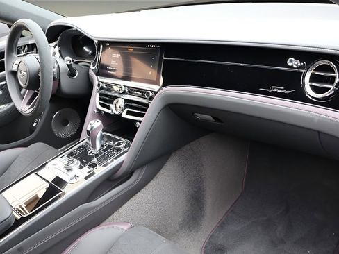 New 2025 Bentley Flying Spur Plug-In Hybrid image 19