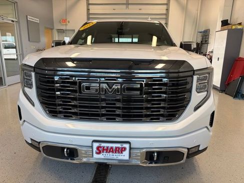 Used 2024 GMC Sierra 1500 Denali Ultimate AWD/4WD image 5