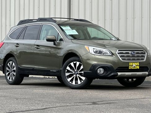 Used 2015 Subaru Outback 2.5i Limited image 2