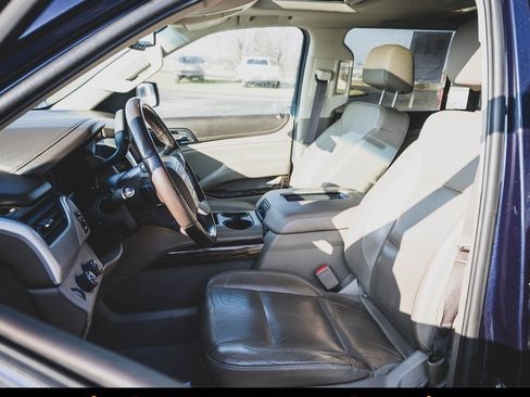 Used 2019 GMC Yukon XL SLT image 22