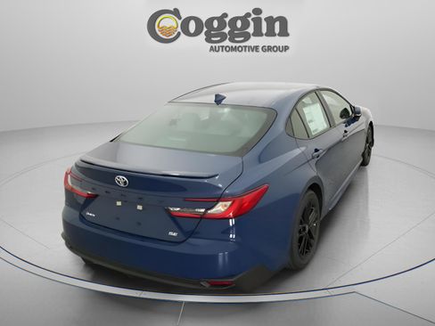 New 2026 Toyota Camry SE FWD image 15