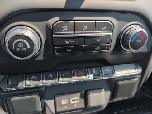 Used 2025 Chevrolet Silverado 1500 W/T RWD image 22